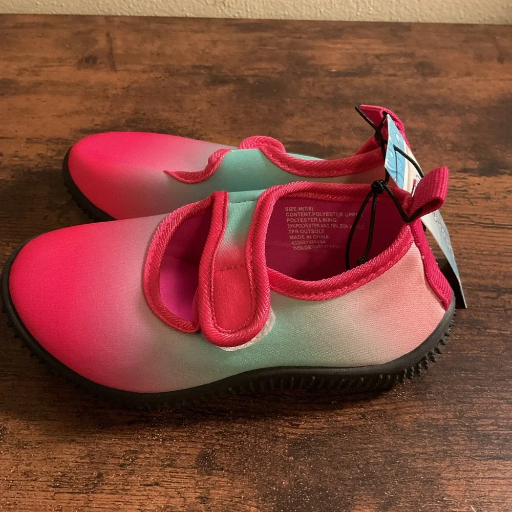 TODDLER GIRLS WATER SHOES MULTI COLOR 7/8‎ NWT